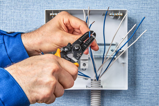 Emergency Electrical Repair Services in Lakewood Clu, MI